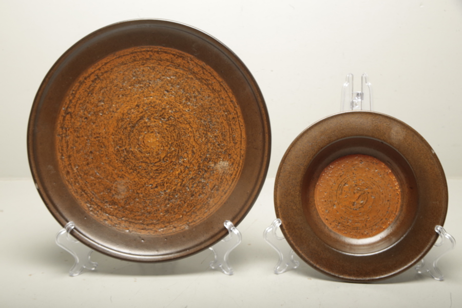 Uppsala Ekeby, 2st keramikfat, Design: Göran Andersson 