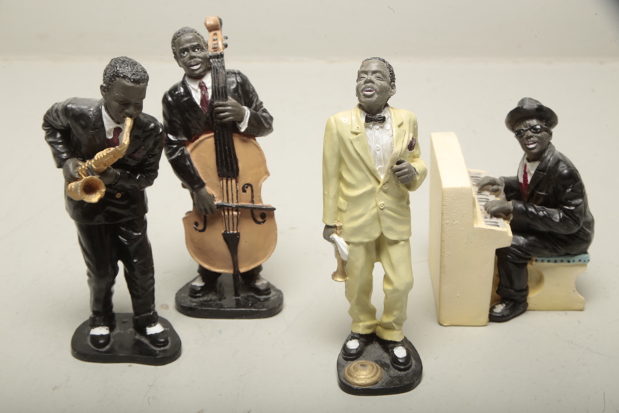 Figuriner/Orkester, 4st i gips 