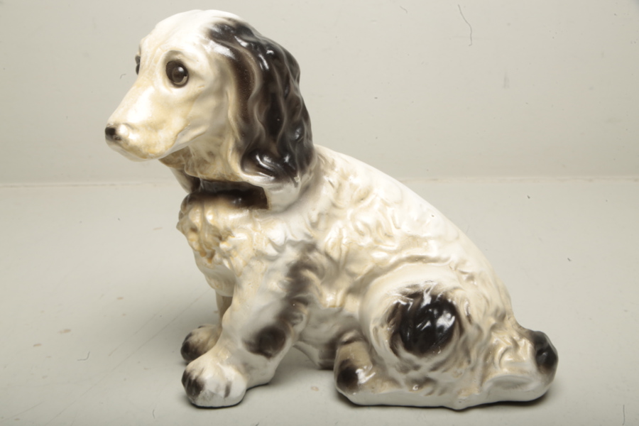 Figurin i gips- "Hund", 1900-tal 