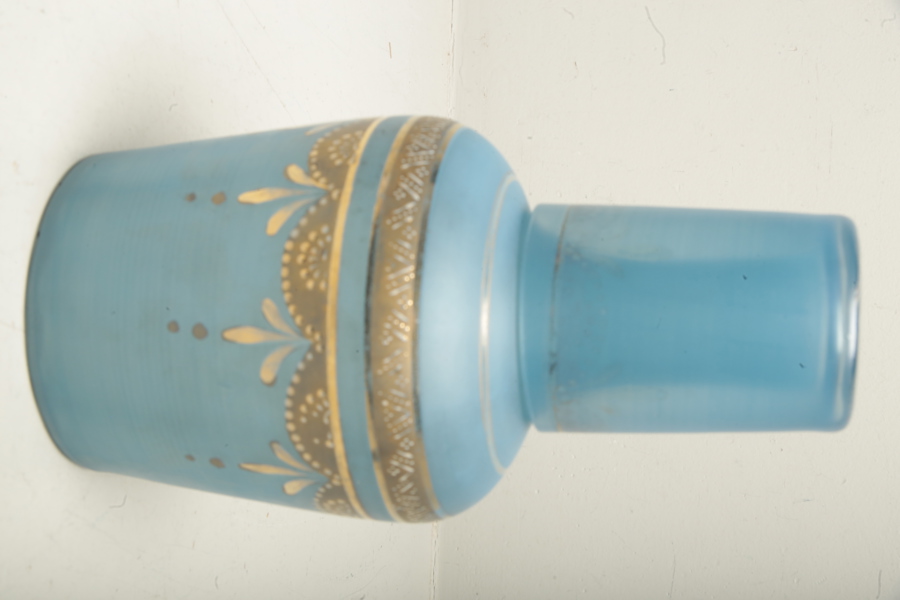 Karaff med tillhörande glas- sekelskiftet