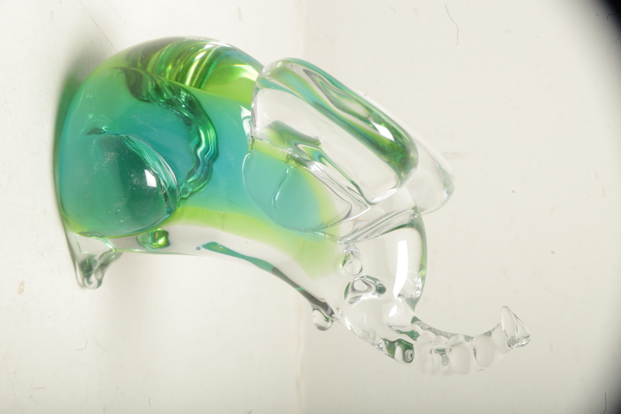 Konstglas Ronneby- "Elefant", Signerad: FM
