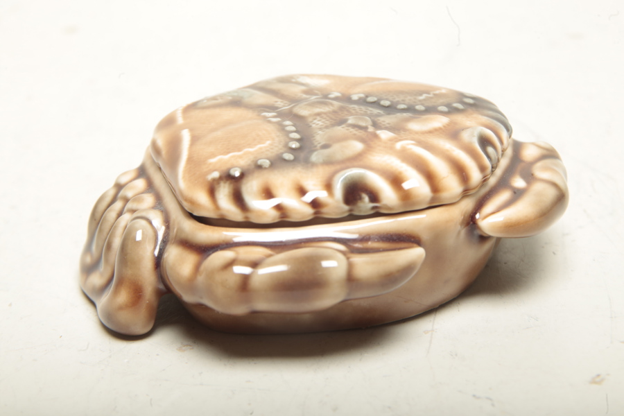 Krabba i porslin- "Wade Porcelain, England"