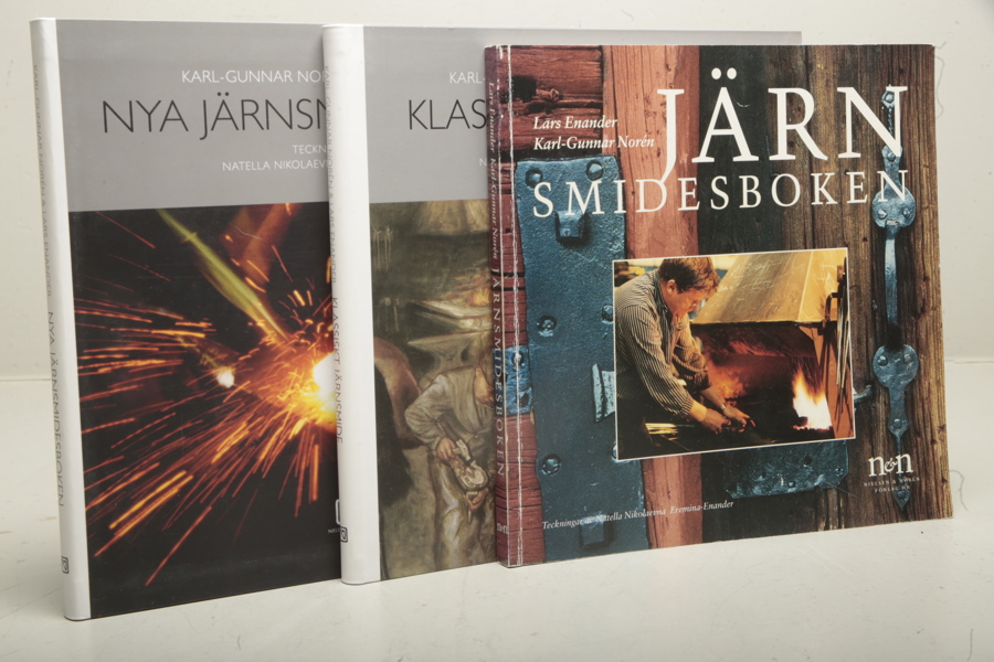 Böcker, 3st, "Järnsmide"