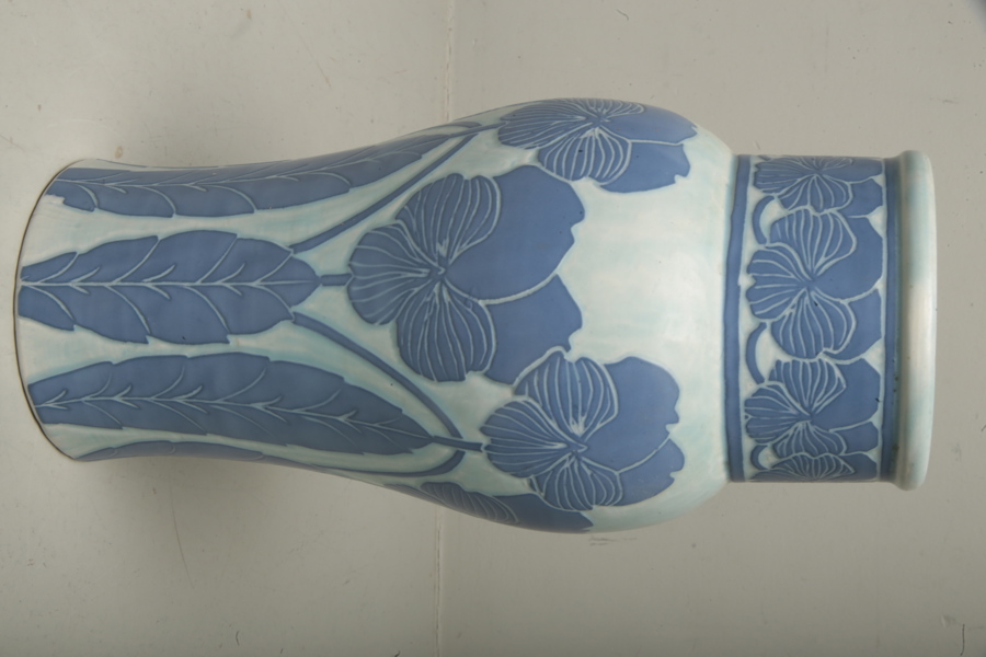 Gustavsberg- Josef Ekberg, Vas- "Sgraffito", Signerad 1914