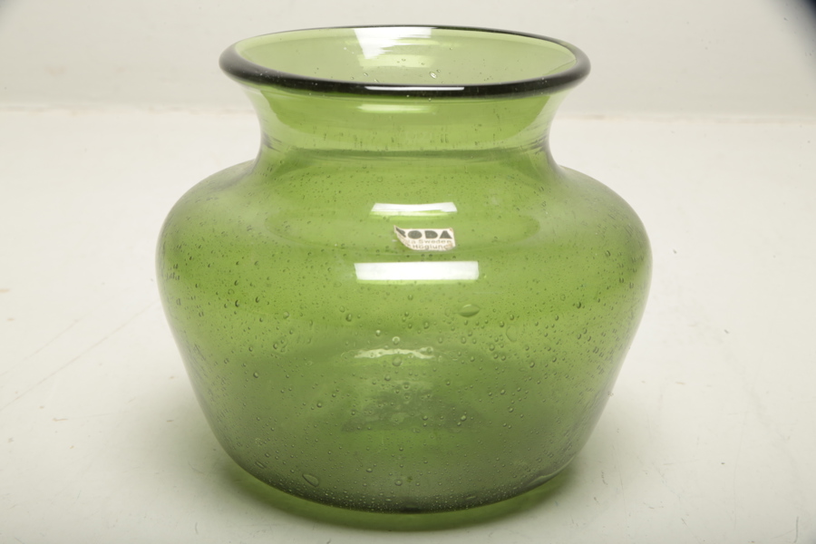 Kosta Boda- Erik Höglund, Vas, Signerad N:o 997/125