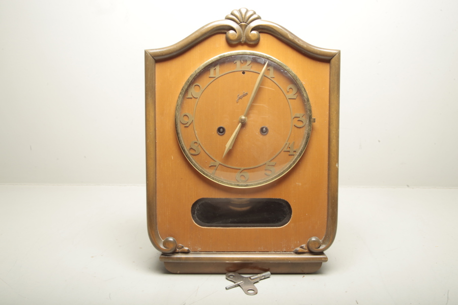 Väggur- Junghans, 1930/1940-tal