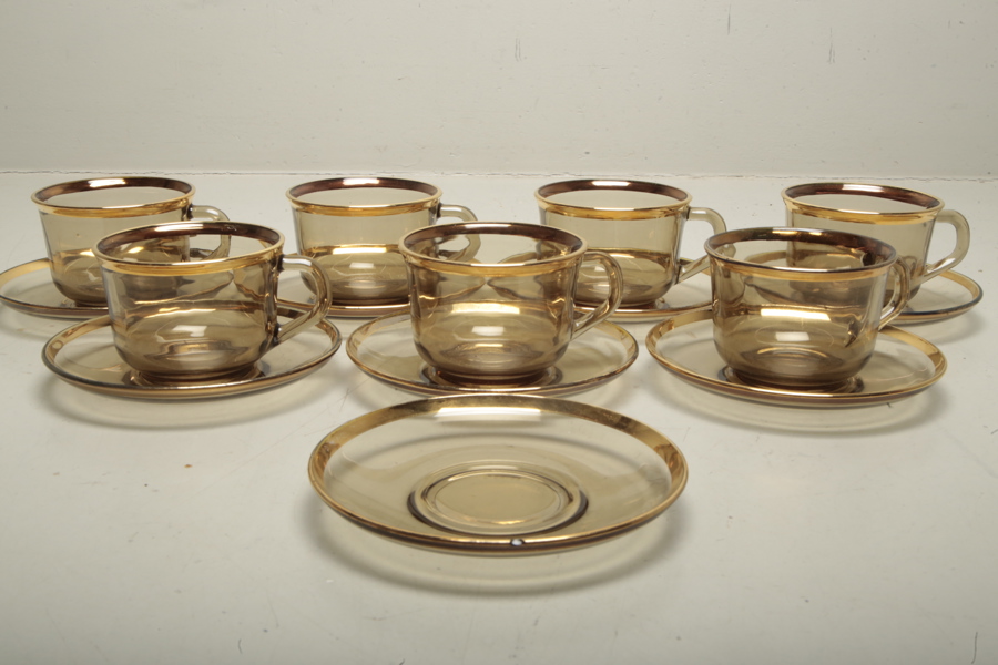 Servisdelar i glas, 15-Delar