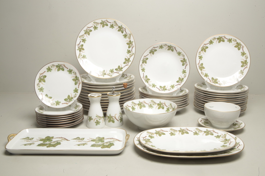 Hackefors matservis "Vinranka", 47-Delar