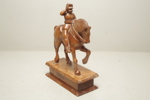 Figurin i trä- "Soldat på häst"