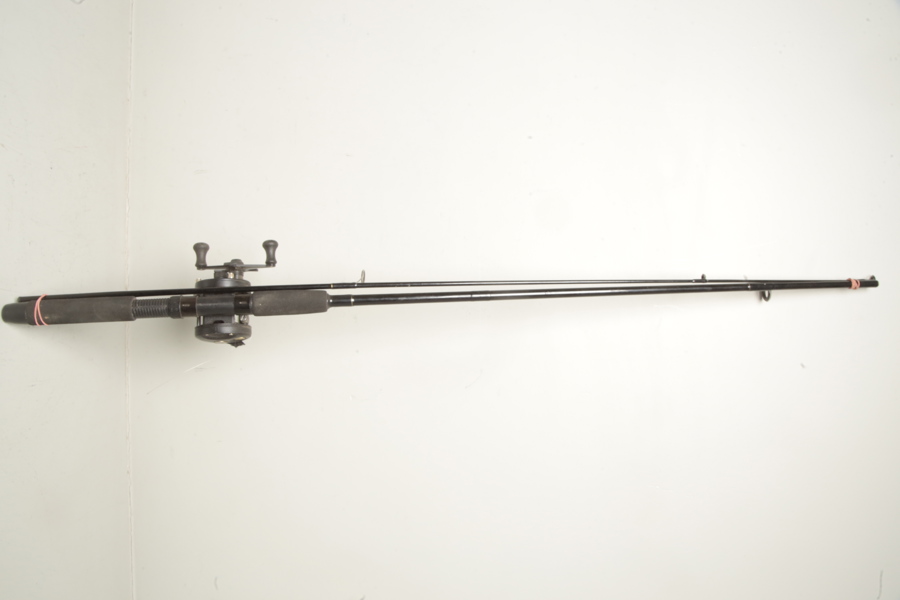 Fiskespö- "Abu Garcia, Colt Balanced Action" med tillhörande rulle- "Ambassadeur Five"