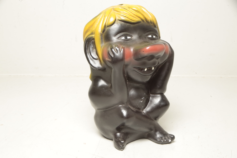 Figurin- Troll i form av en sparbössa