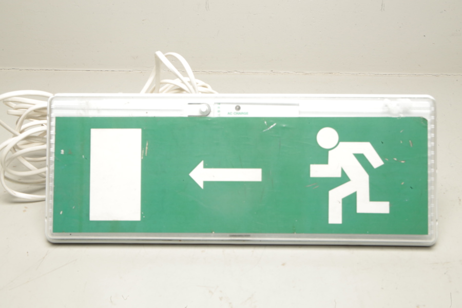 Skylt- "Nödutgång", Malmbergs 