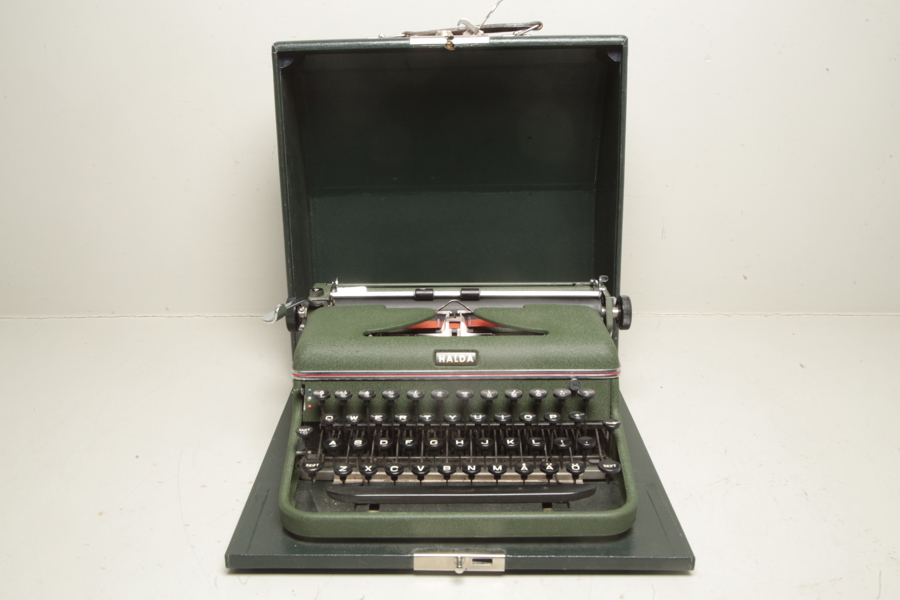 Skrivmaskin- "Halda"