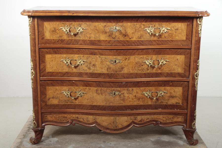 Byrå, 1970-tal, Rokoko-stil 