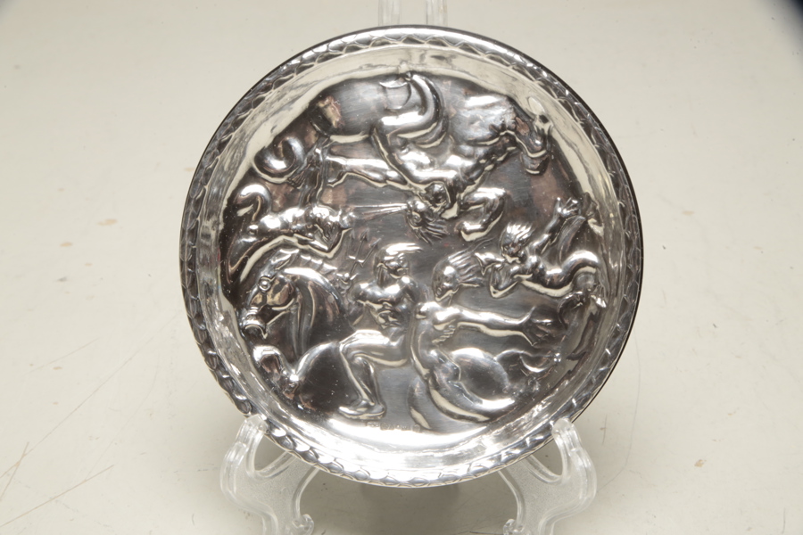 Silverfat, Efter: Carl Milles- "Vindarnas lek"