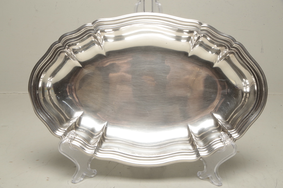 Silverfat med kulfötter