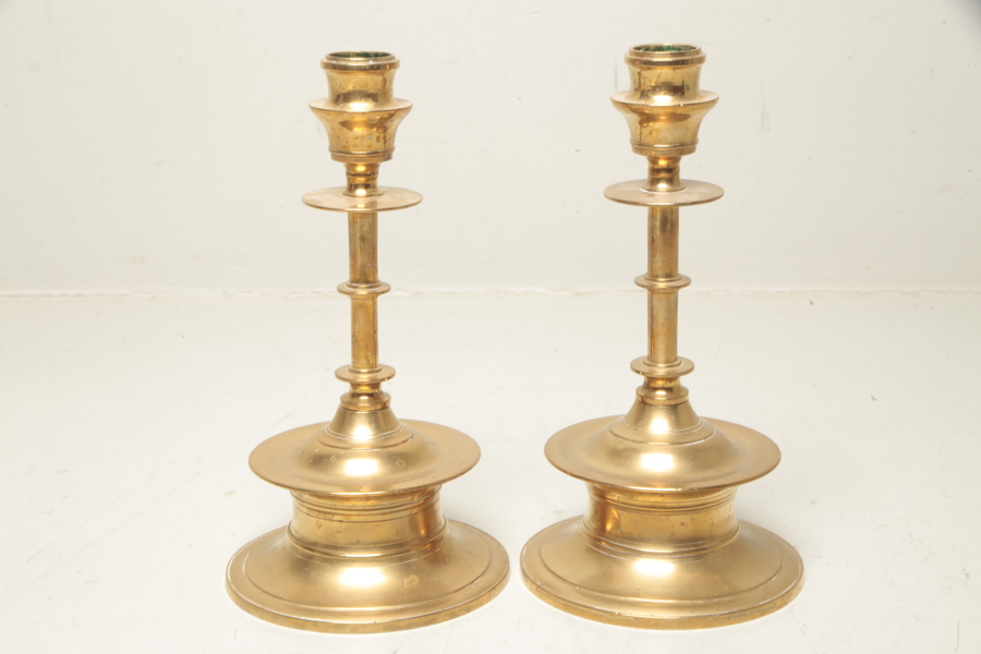 Ljusstakar- Stjärnmetall, 1-par i mässing