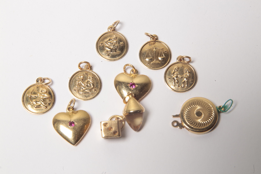 18K Guldberlocker/ Smycken- Parti 