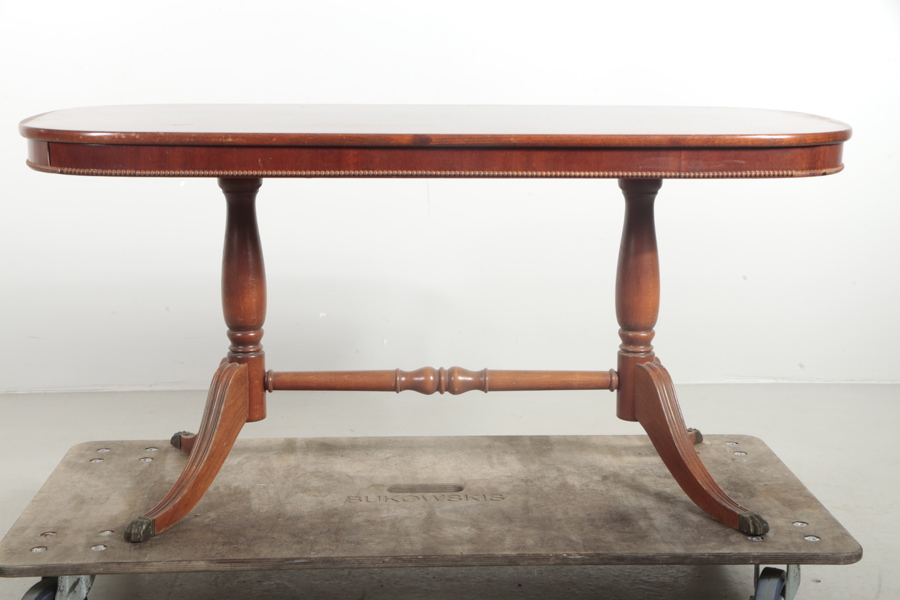 Bord, "Engelsk-stil", 1900-tal 