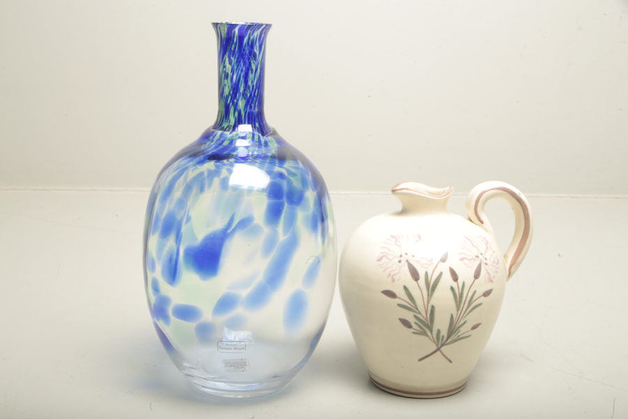 Bo Fajans, Gefle- Henkelvas, Signerad: 1706 G