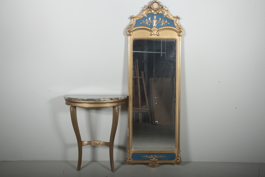 Spegel, 1900-tal, Med tillhörande trymå