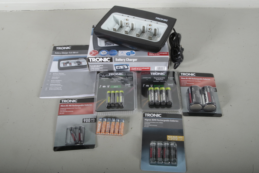 Batteriladdare- "Tronic", Med diverse batterier