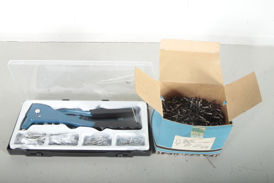 Popnit- Med diverse nitar