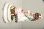 Goebel- Figurin, Porslin, Handmålad, N:o 1084/2000
