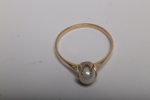 18K Guldring med pärla