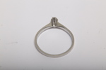 18K Vitguld Ring med 0.06c sten