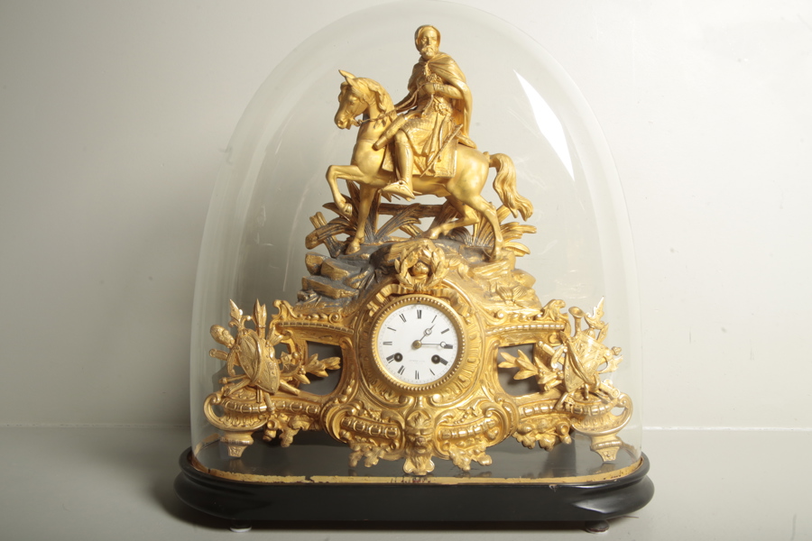 Bordspendyl- Joseph Leja, Stockholm, 1800-talets andra hälft, Nyrokoko, Bronserad