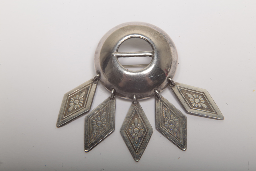 Dräktbrosch- Sterlingsilver, "Nordmalingsdräkt 1953"