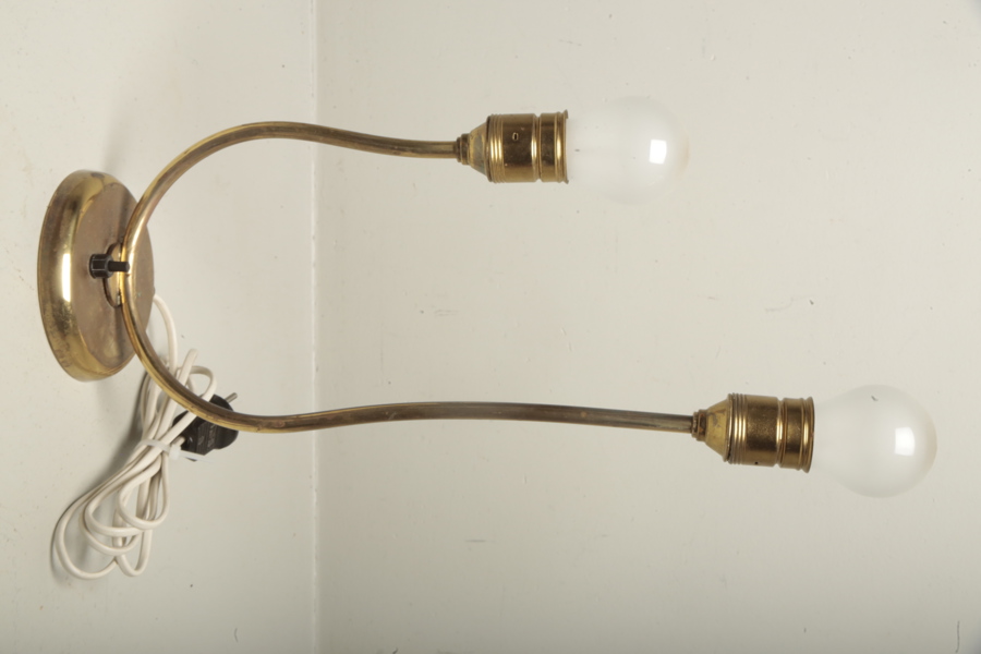 Harald Notini- Bordslampa, Arvid Böhlmarks Lampfabrik- Stockholm, 1940-tal