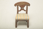 Miniatyrstol i keramik, "Karl-Johan stil", Design: Ritva Karlsson 