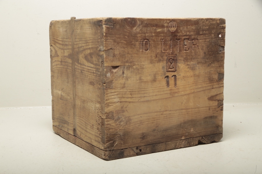 Trämått, 1800-tal , Krönt 10L