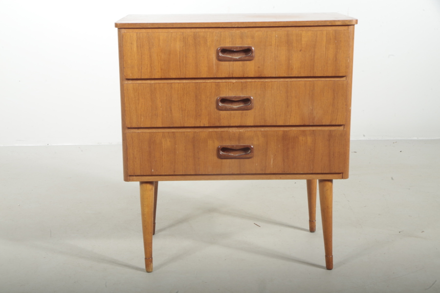 Byrå i teak, 1950/1960-tal