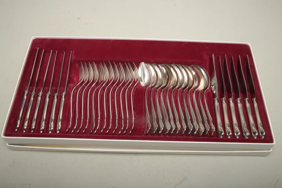 Silverbestick- "Disa", 36-Delar, Design: Linus Holst, 1990-tal