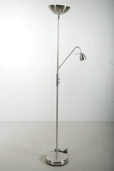 Golvlampa