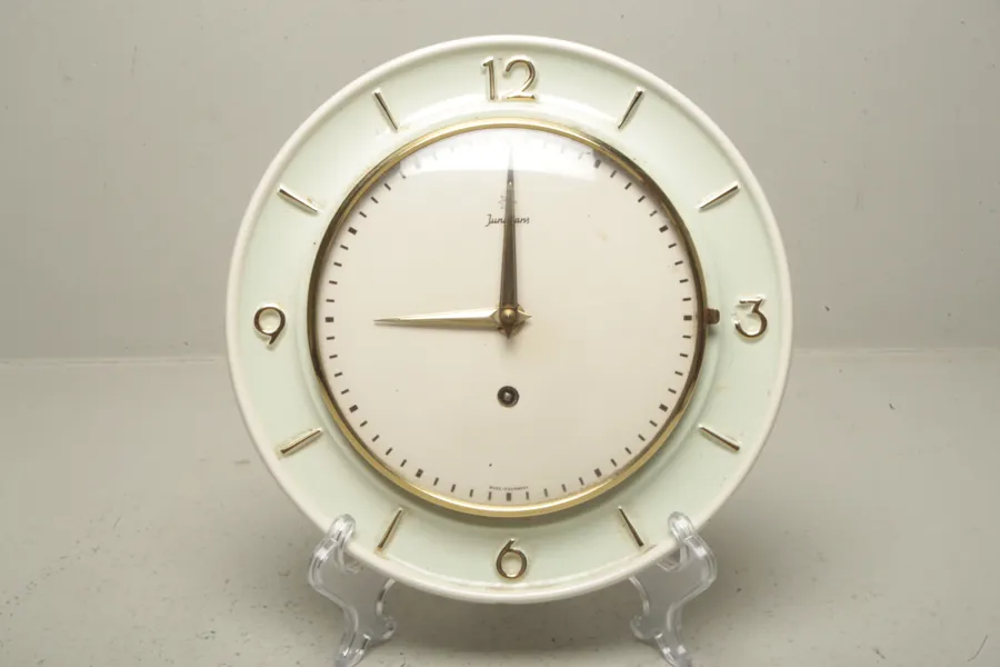 Väggklocka- "Junghans", 1940/1950-tal