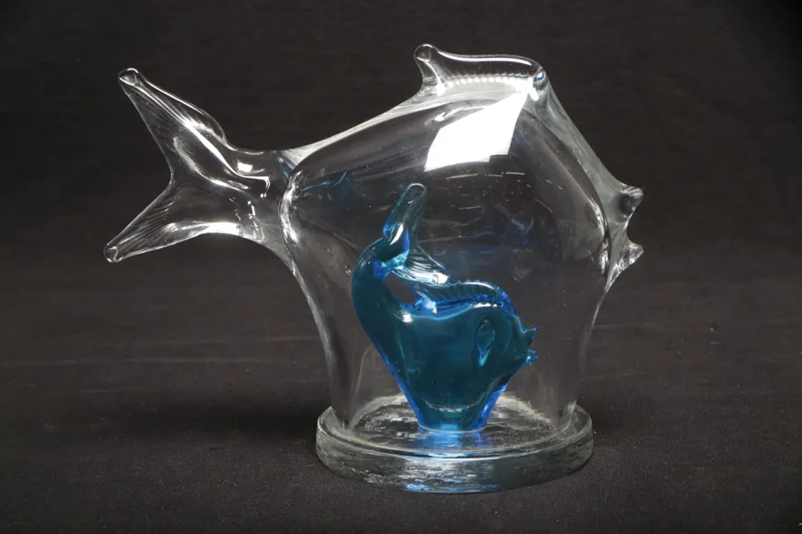 Skulptur i konstglas- "Fisk i Fisk"