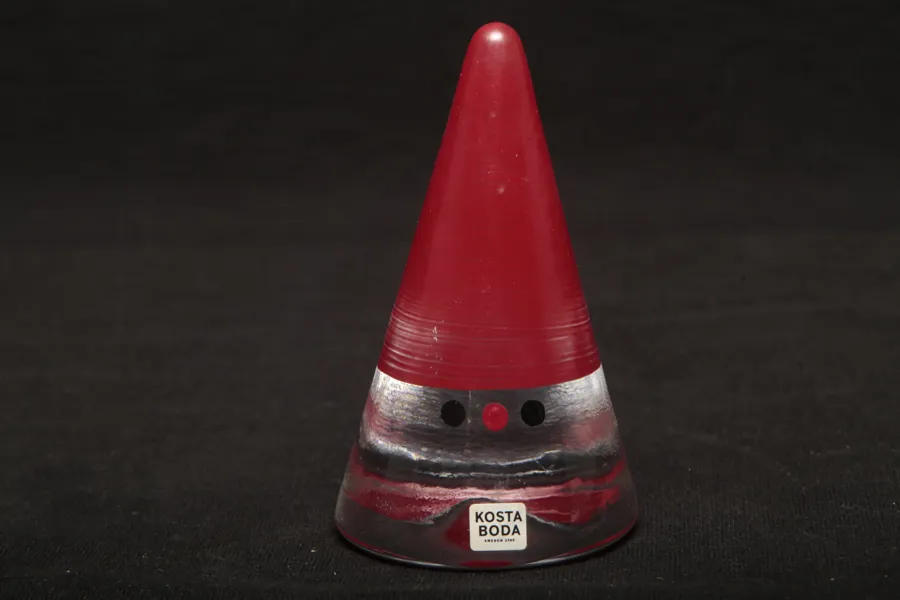 Kosta Boda- Anna Ehrner, Tomte "Noel", Konstglas
