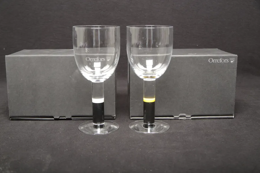 Gunnar Cyrén- Orrefors "Rainbow", 2st Pokalglas, 30cl
