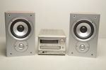Onkyo- CD/Radio & 1-par Högtalare- Polkaudio