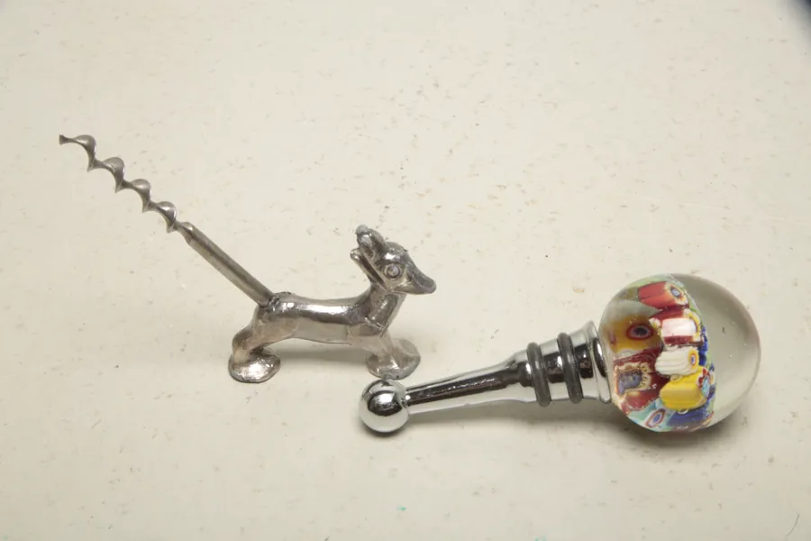 Murano- Flask/Glaskork & Korköppnare i from av en hund