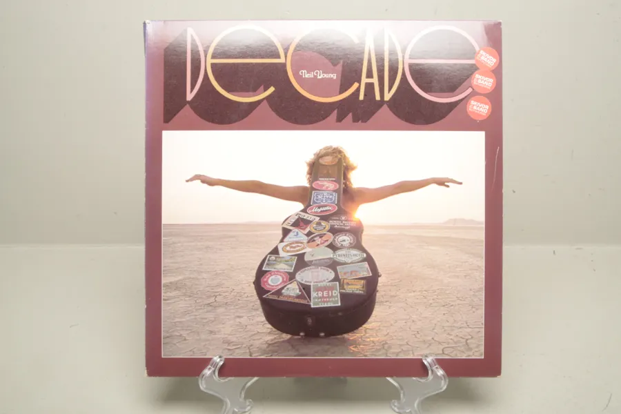 Vinylskivor- Dubbel LP "Decade"