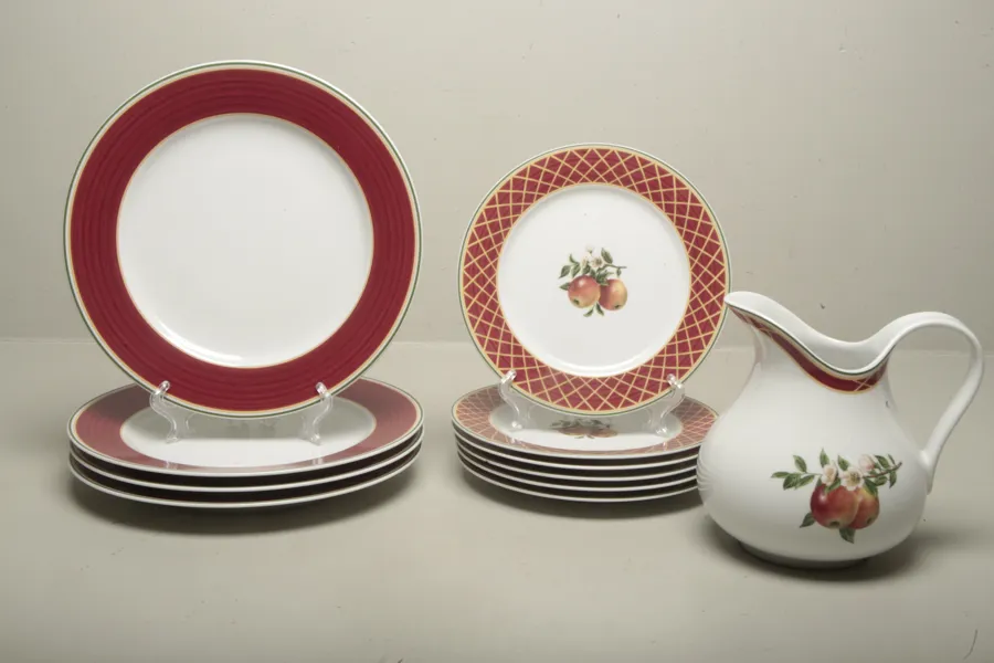 Fyrklövern servisdelar- "Äpple", 11-Delar, Design: Jackie Lynd