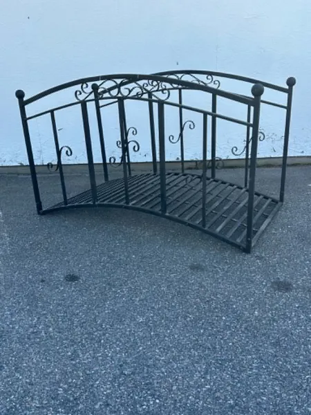 Trädgårdsbro- Järnsmide