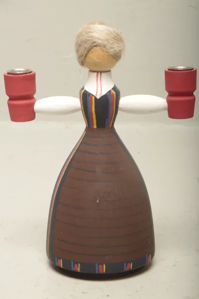Figurin/ Ljusstake- Söderala