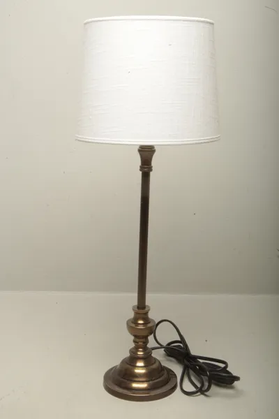 Bord/ Fönsterlampa, Modern
