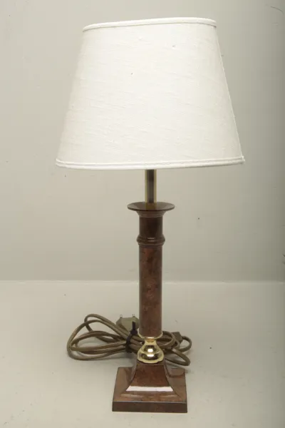 Bord/ Fönsterlampa, Modern
